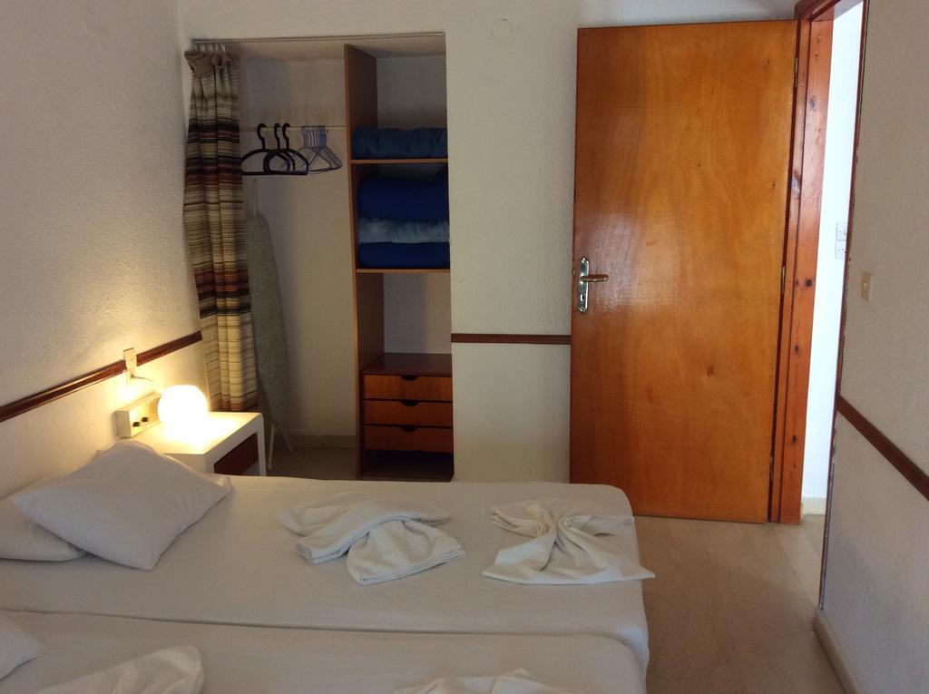Aparthotel Mantraki 3*