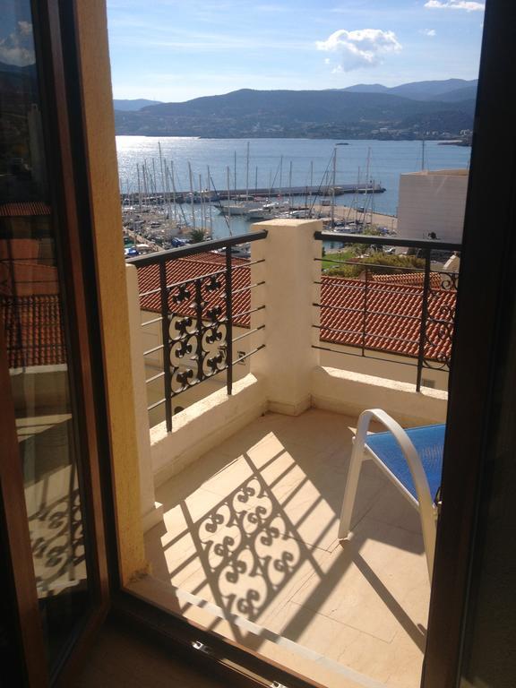 Mantraki 3*
