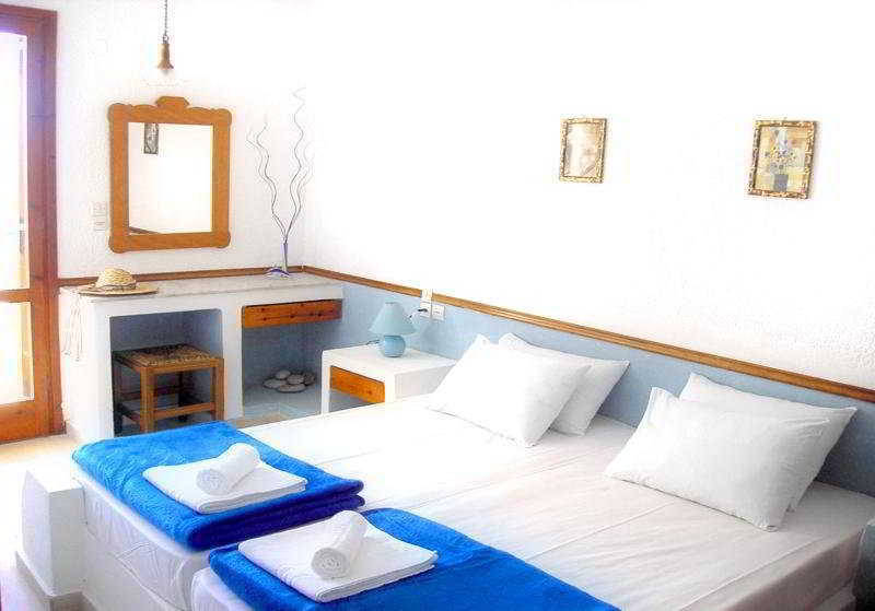 Aparthotel Mantraki