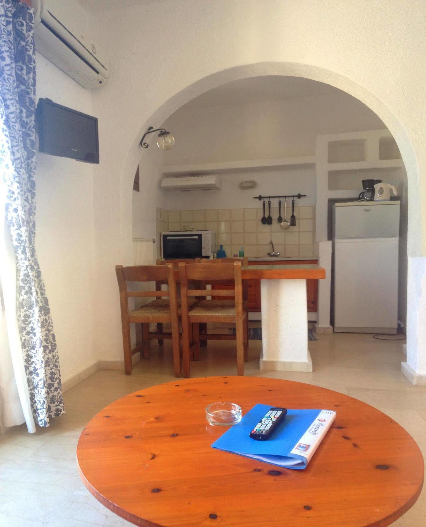 Mantraki Aparthotel