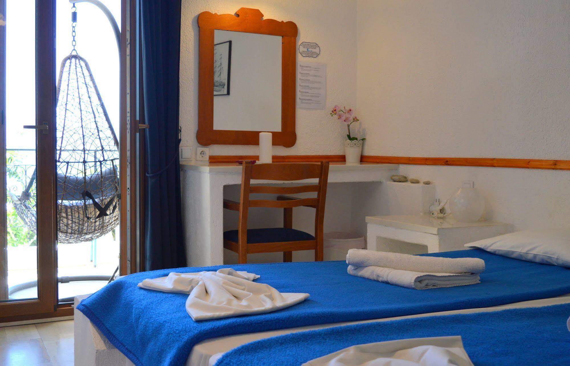 Mantraki Aparthotel 3*
